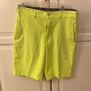 Walter Hagen Men's Bright Yellow Flat Front Shorts